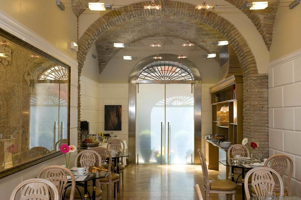 Duca D'Alba Hotel - Chateaux & Hotels Collection Рим Ресторант снимка