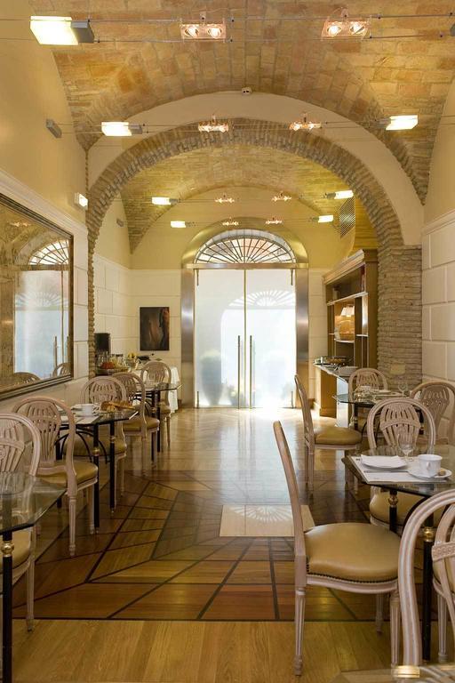 Duca D'Alba Hotel - Chateaux & Hotels Collection Рим Екстериор снимка