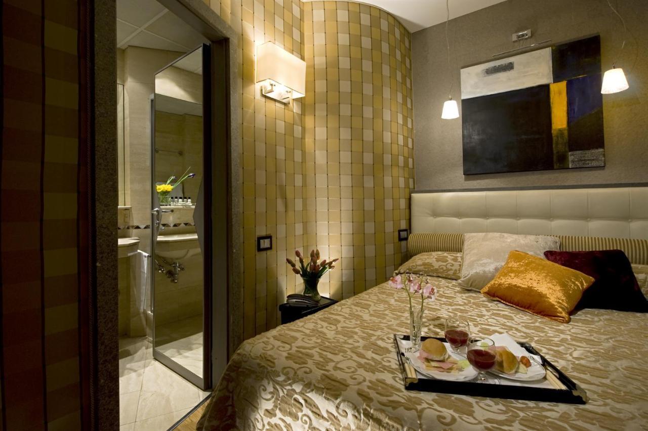 Duca D'Alba Hotel - Chateaux & Hotels Collection Рим Екстериор снимка