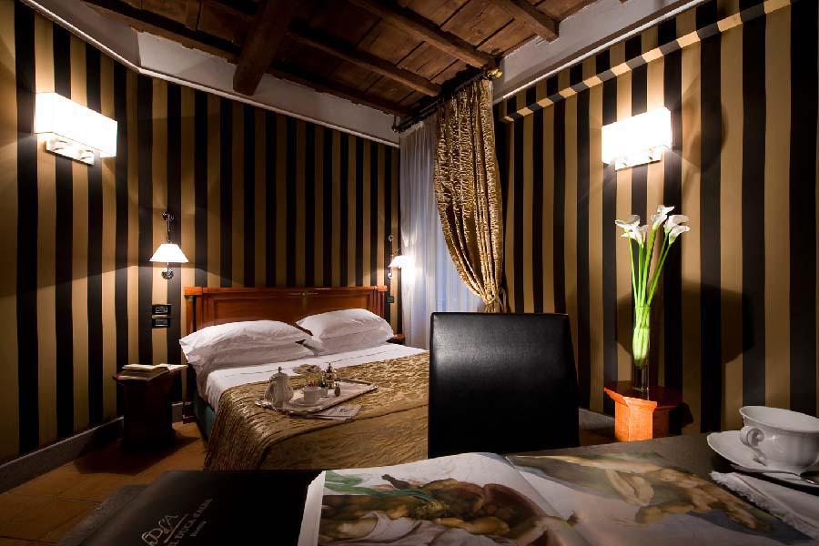 Duca D'Alba Hotel - Chateaux & Hotels Collection Рим Екстериор снимка