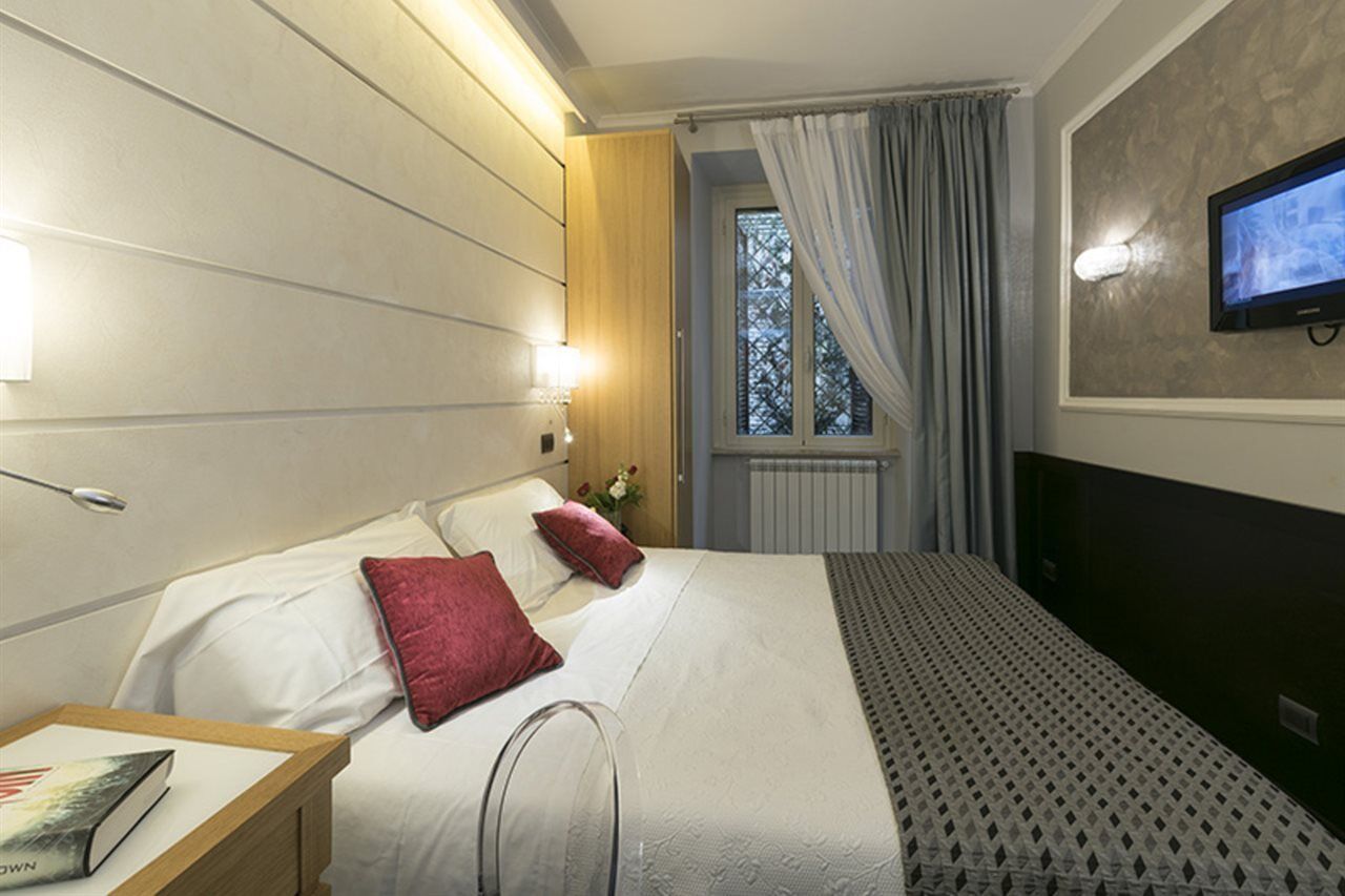 Duca D'Alba Hotel - Chateaux & Hotels Collection Рим Екстериор снимка